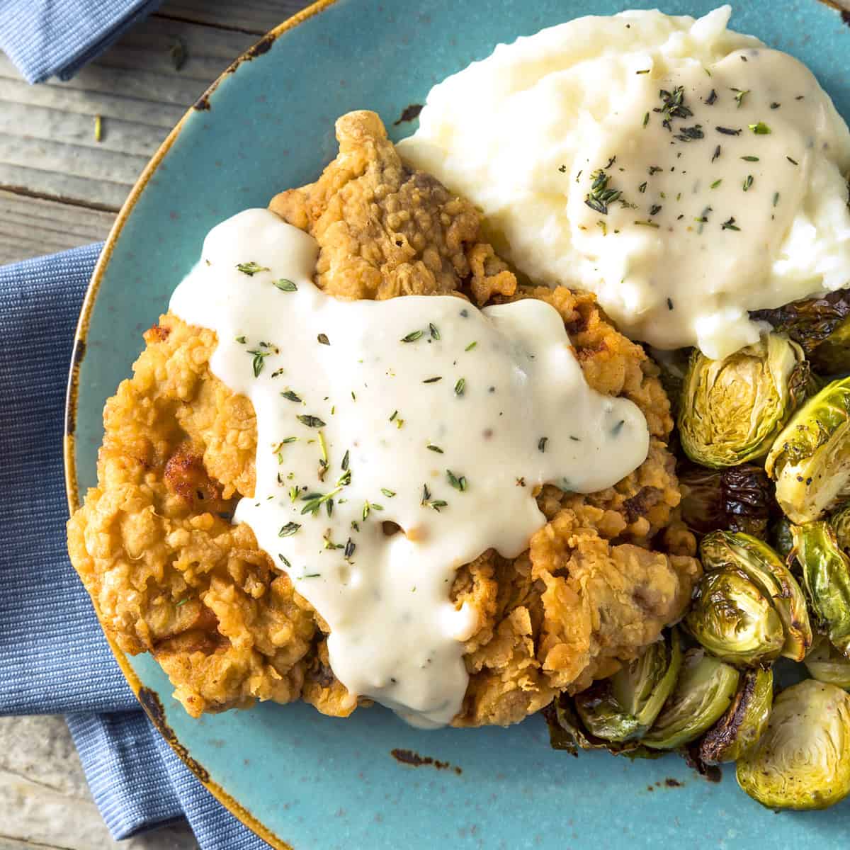 country gravy recipe homemade white sauce from scratch how to make southern bacon grease sausage drippings chicken fried steak