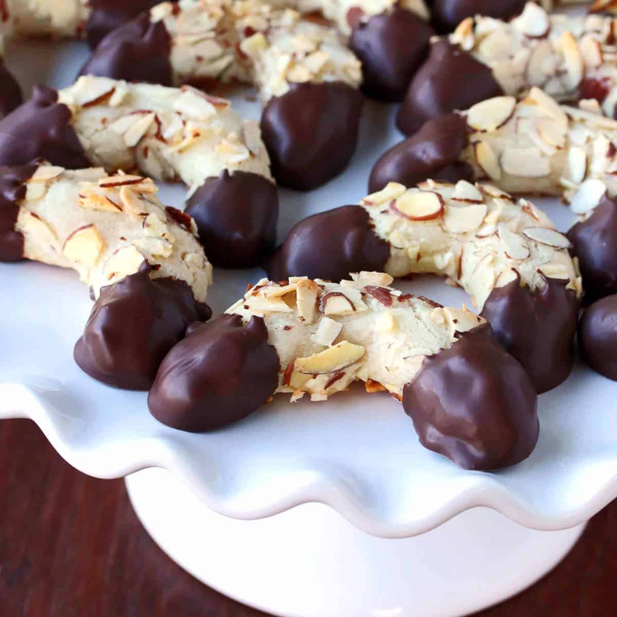 mandelhornchen recipe mandelhörnchen german almond horns marzipan traditional authentic christmas holidays
