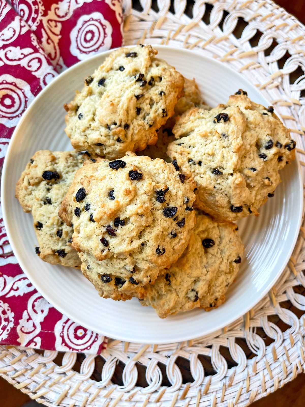 rock cakes recipe rock buns traditional authentic english british brighton harry potter scones dried currants candied peel mixed spice