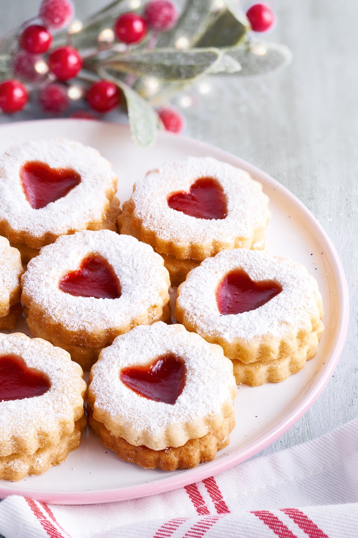 spitzbuben recipe rezept authentic traditional german shortbread linzer cookies almond red currant jelly raspberry jam christmas holidays