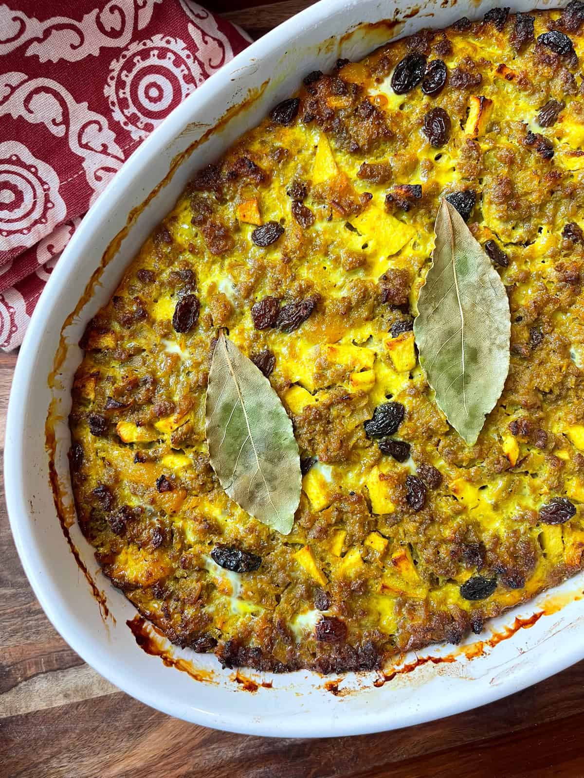 bobotie recipe authentic south african casserole meatloaf curry traditional raisins bread apricots chutney custard yellow rice