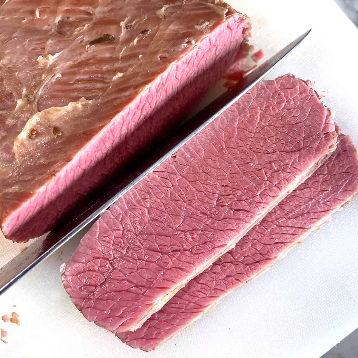 how to slice corned beef