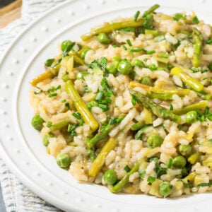 asparagus risotto recipe with pea peas parmesan cheese spring fresh frozen italian rice arborio carnaroli easy
