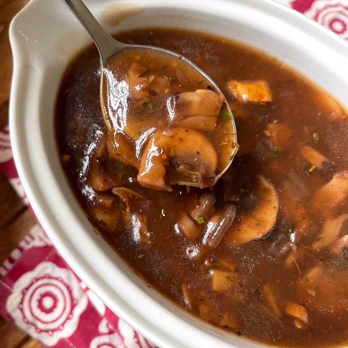 jager sauce recipe authentic traditional german hunter's sauce jaeger jägersosse mushroom gravy