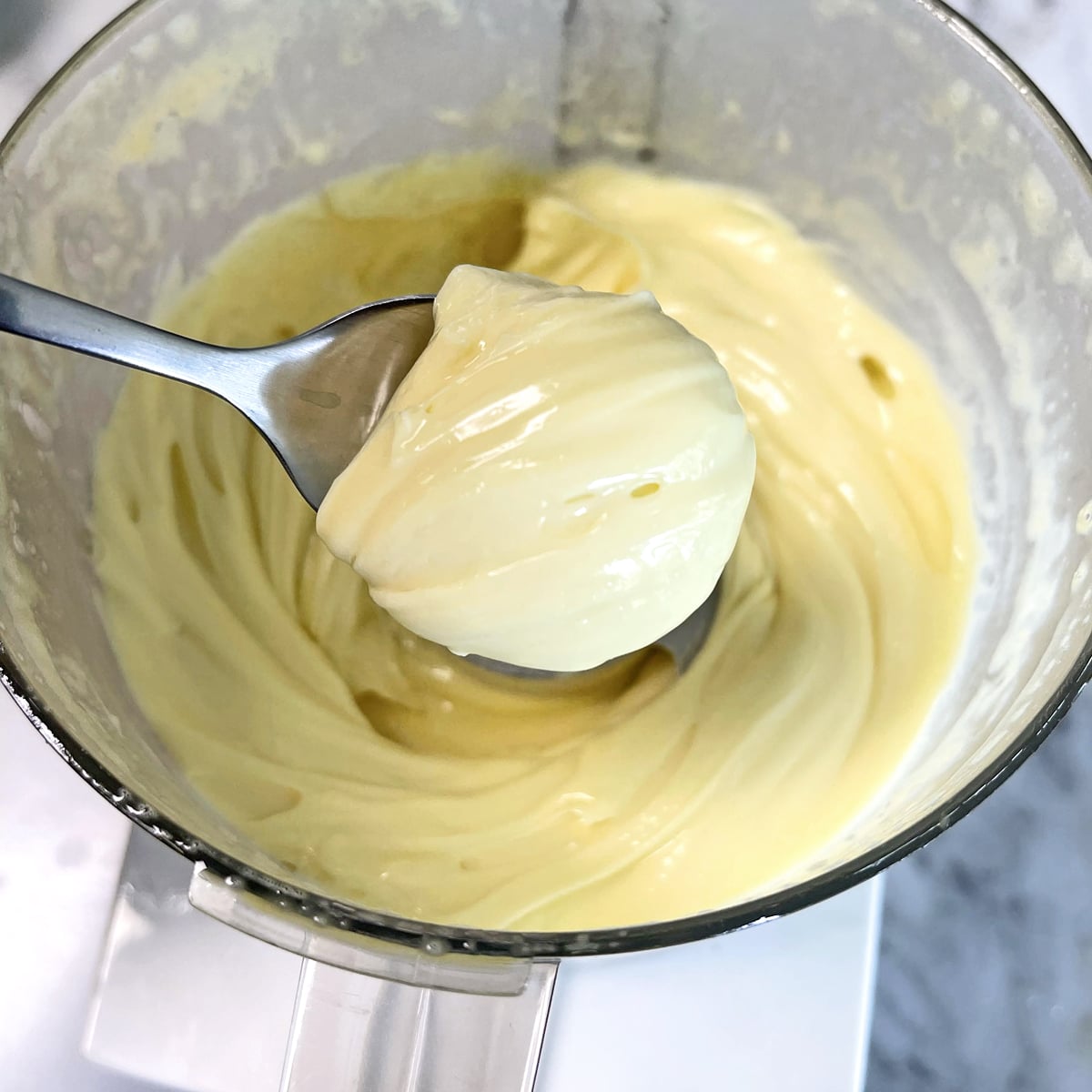 homemade mayonnaise recipe best easy French traditional authentic whole ingredients fresh food processor immersion blender fool proof