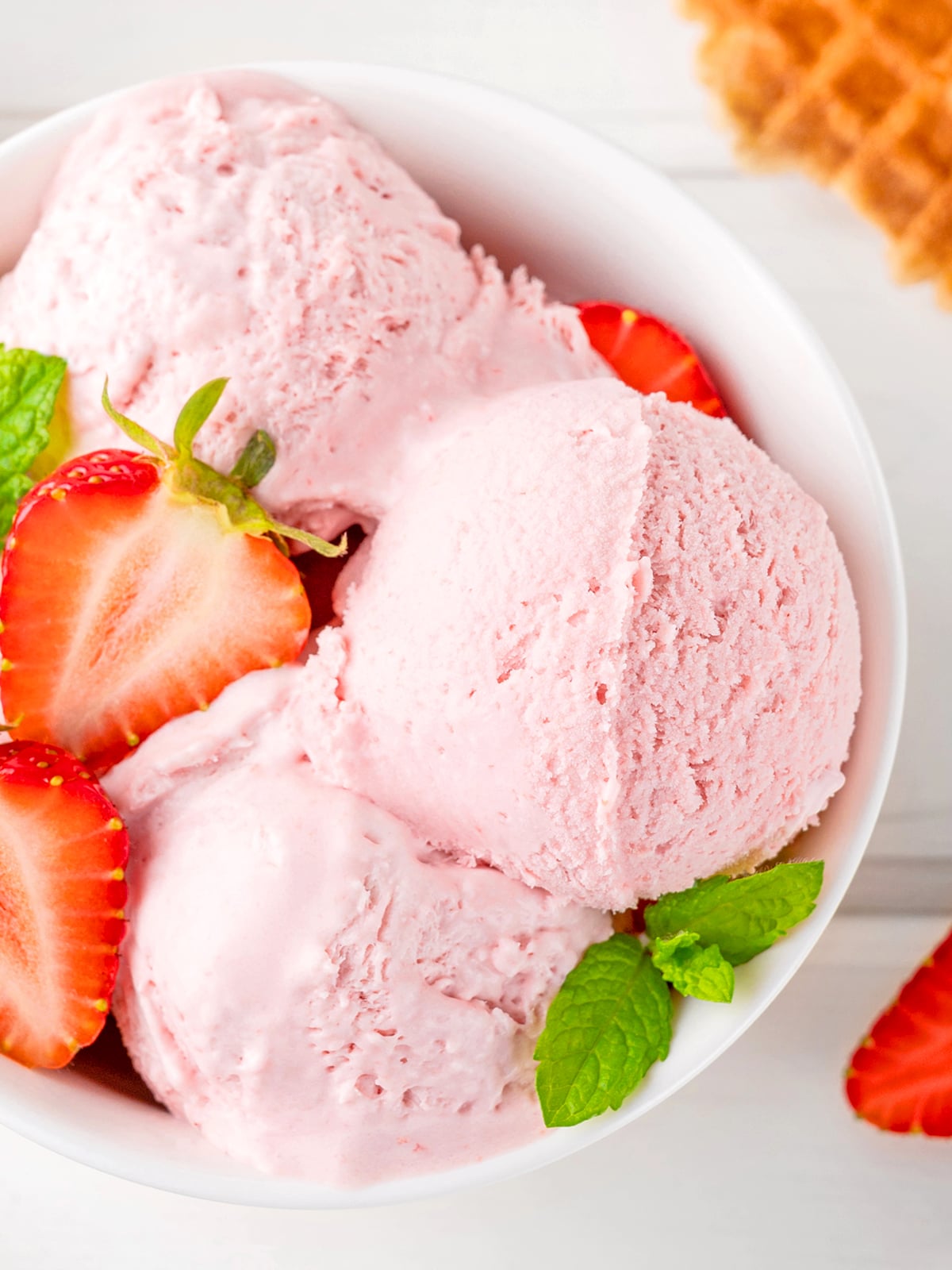 strawberry ice cream recipe best easy without eggs no cooking fresh frozen natural