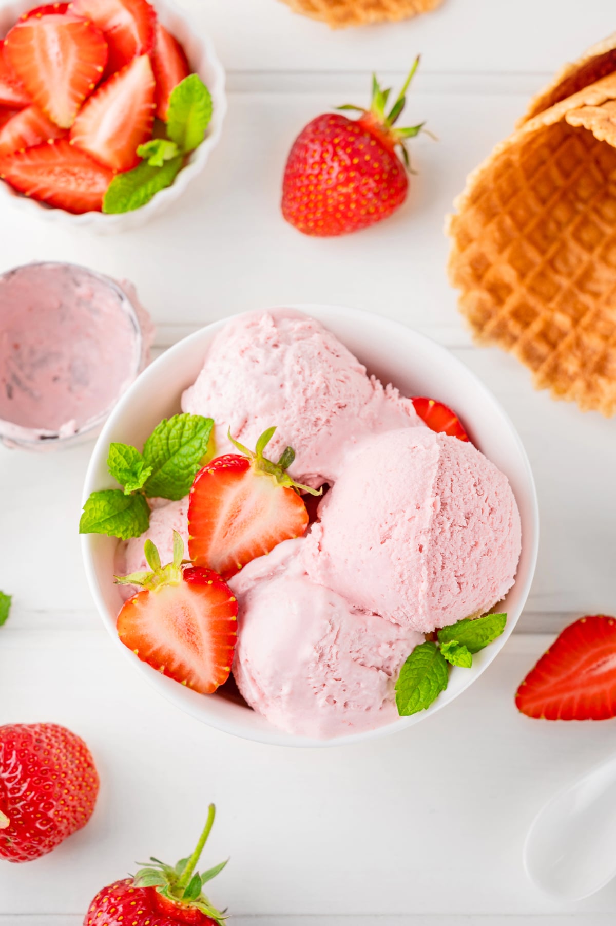 strawberry ice cream recipe best easy without eggs no cooking fresh frozen natural