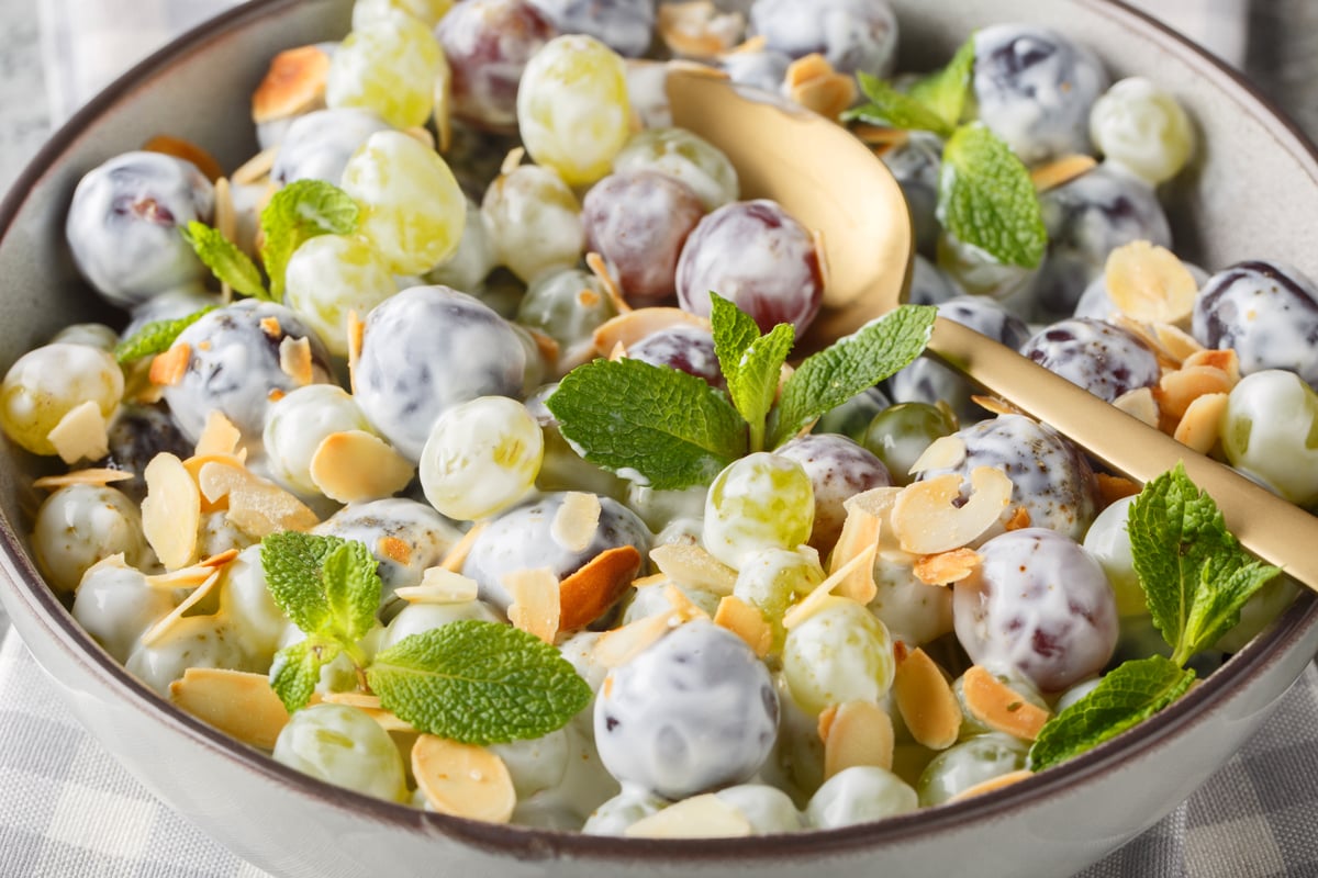 grape salad recipe best classic creamy easy sour cream cheese brown sugar vanilla almonds pecans walnuts nuts