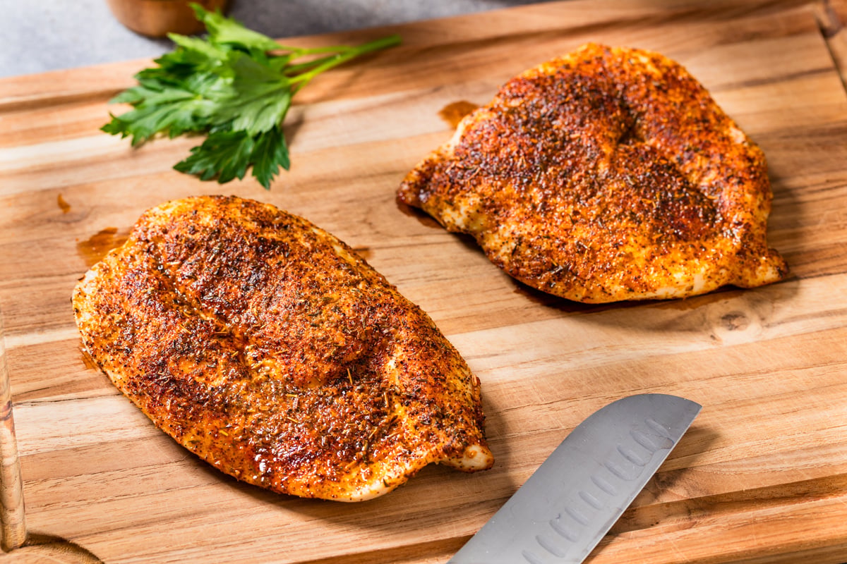 cajun chicken recipe blackened breast homemade seasoning blend easy quick fast weeknight pan fried oven baked