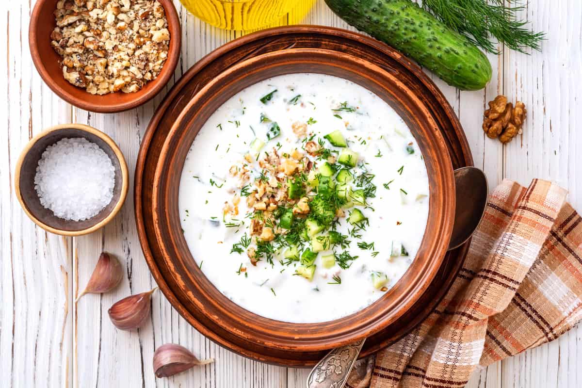 tarator recipe cold cucumber soup chilled bulgarian albanian balkan north macedonian traditional authentic dill walnuts mint yogurt no cooking easy