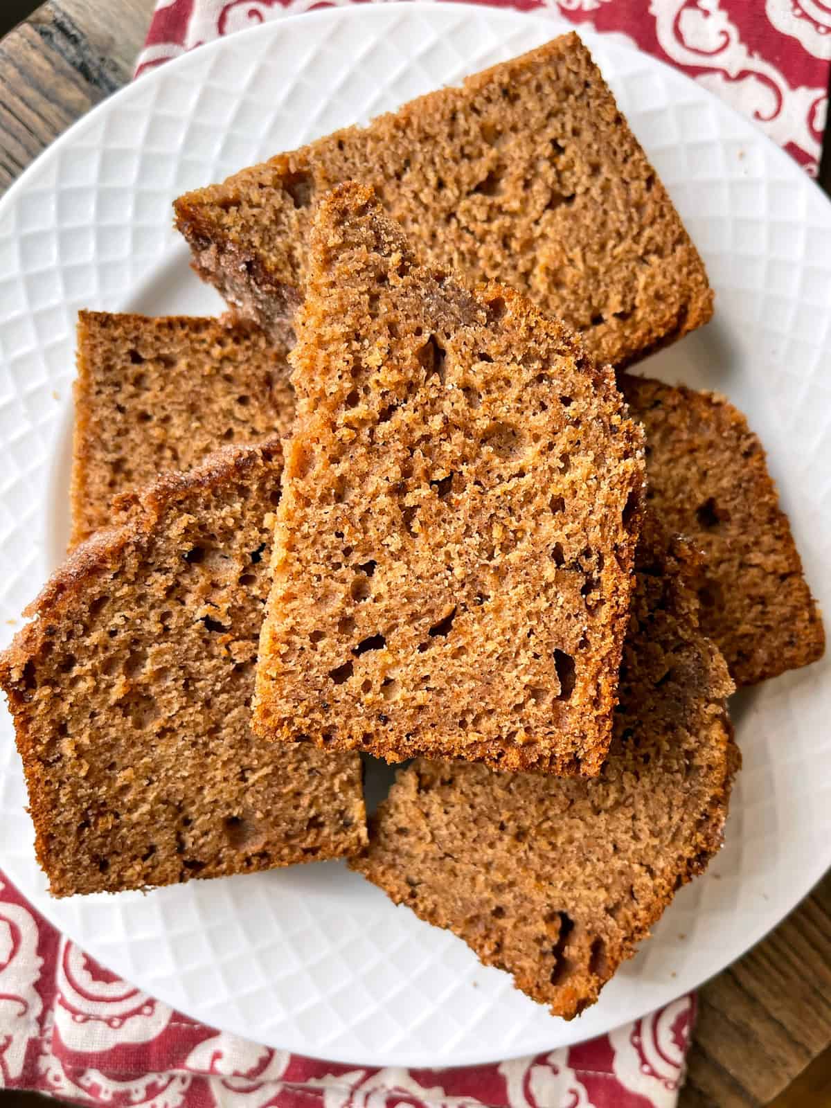 applesauce bread recipe loaf cake apple cider juice cinnamon nutmeg spice moist tender best easy