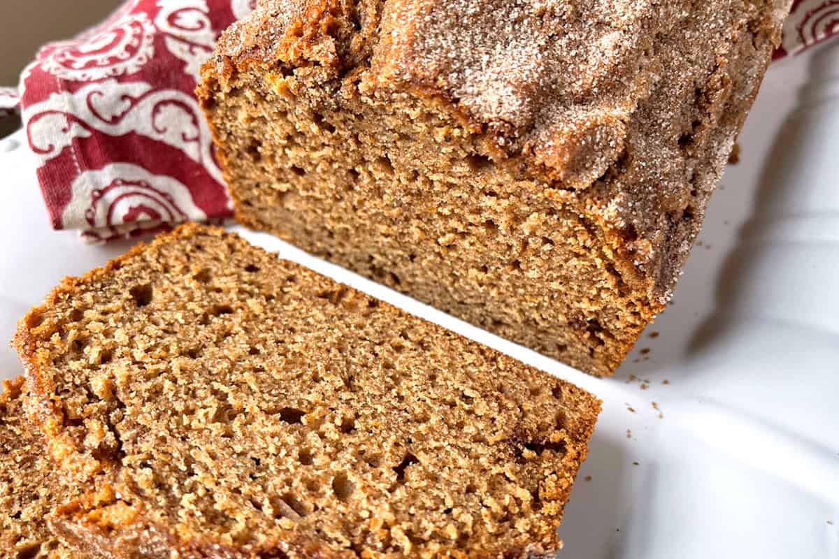 applesauce bread recipe loaf cake apple cider juice cinnamon nutmeg spice moist tender best easy
