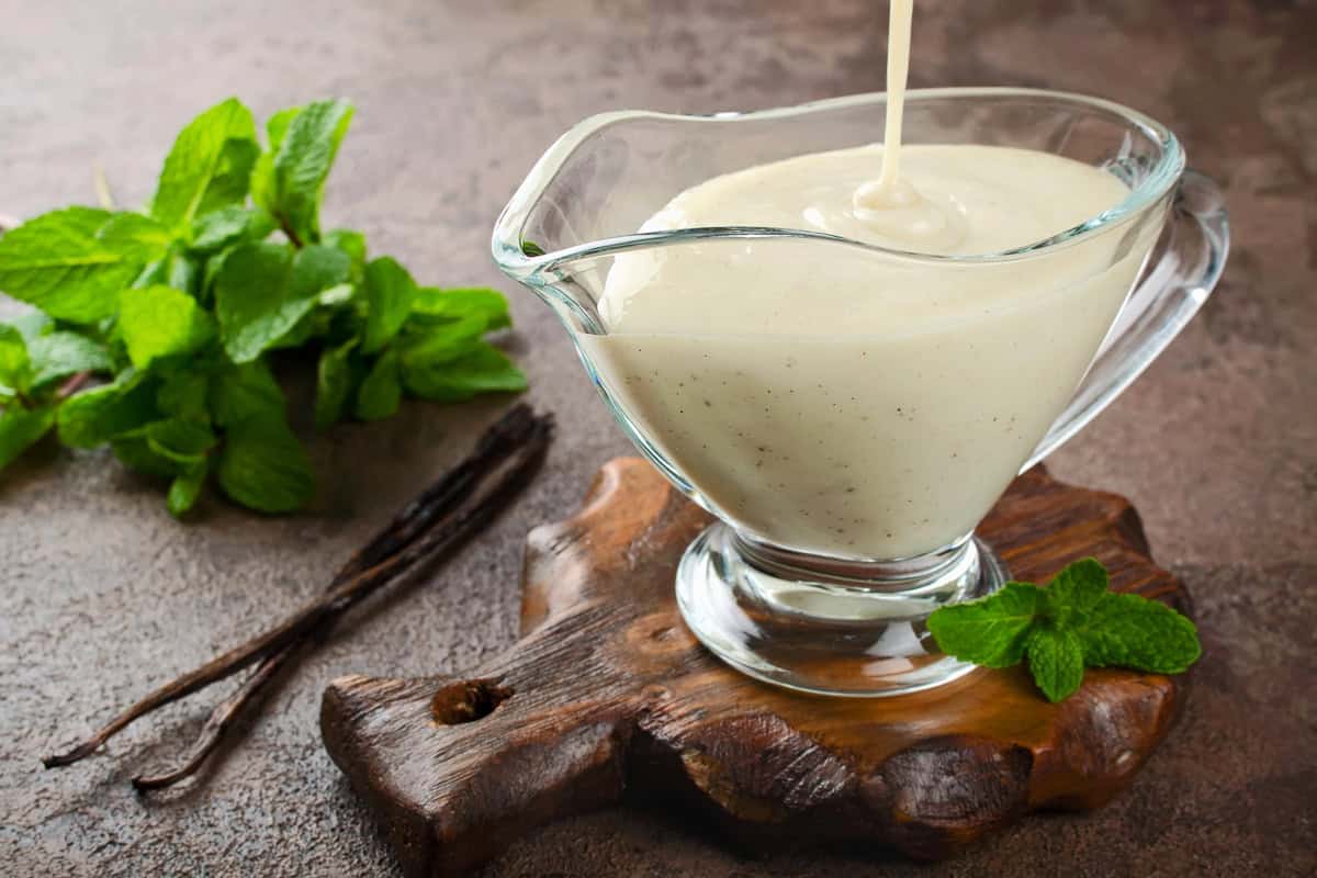 creme anglaise recipe traditional vanilla custard english french easy best dessert sauce